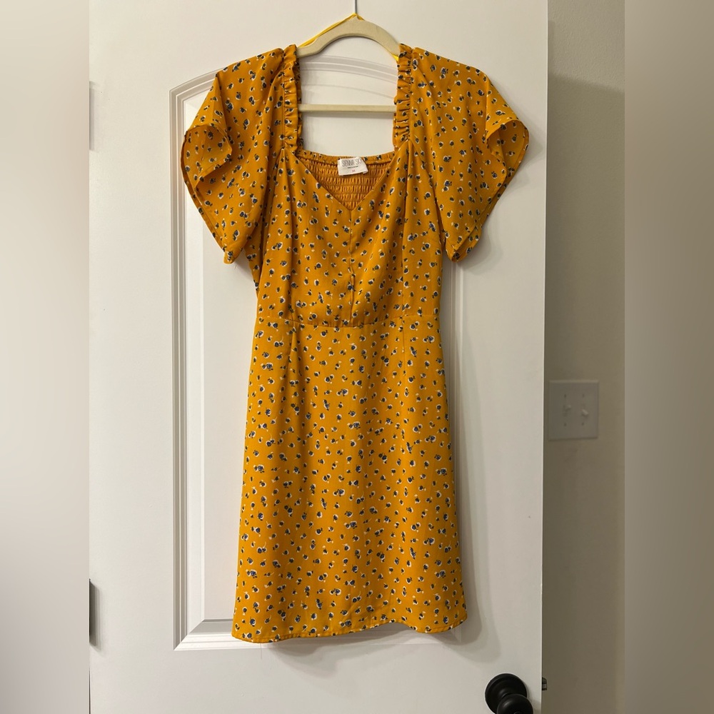 Sienna Sky yellow and blue sundress. Worn once. Size medium.